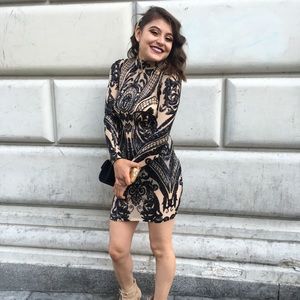 A’gaci black & nude sparkley tight dress